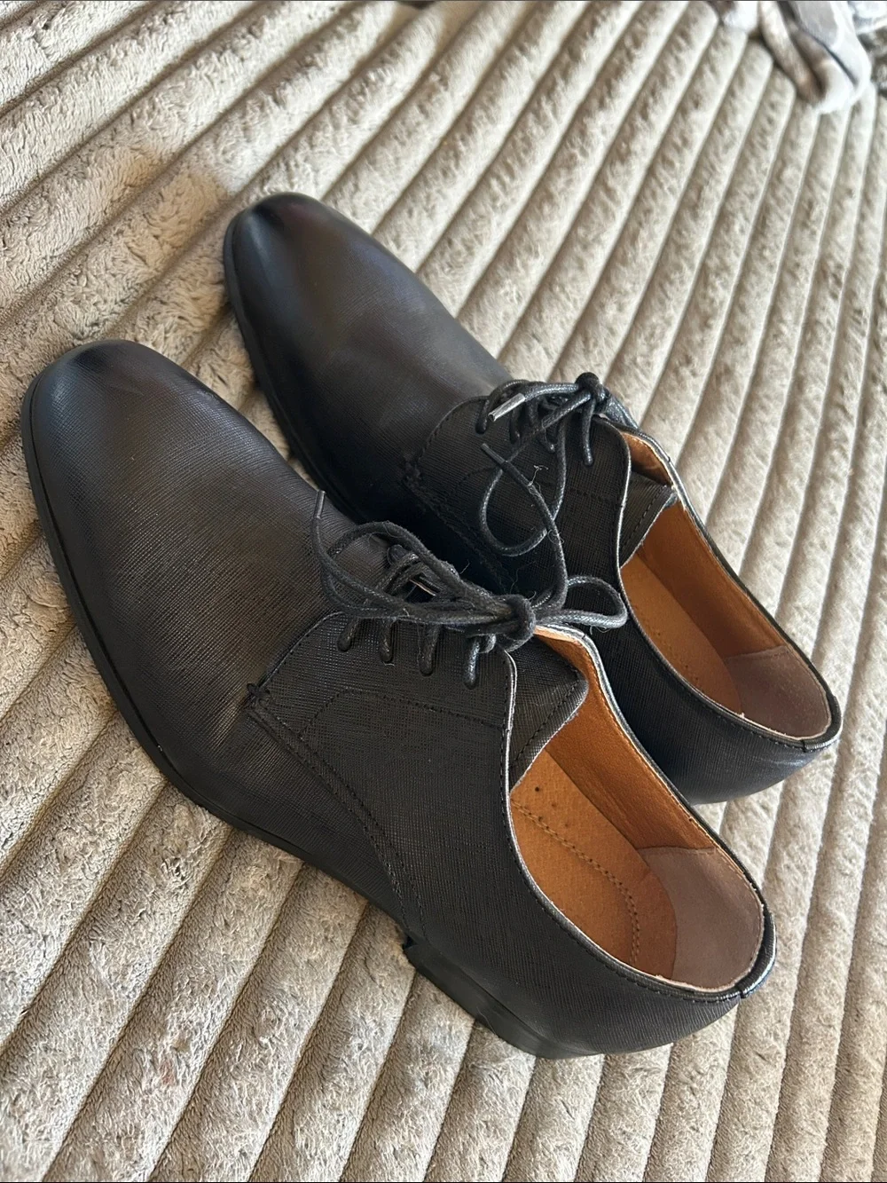 Express Men’s Leather Dress Shoes Size 8 NWT Lace-Up Oxfords Brand New Unworn